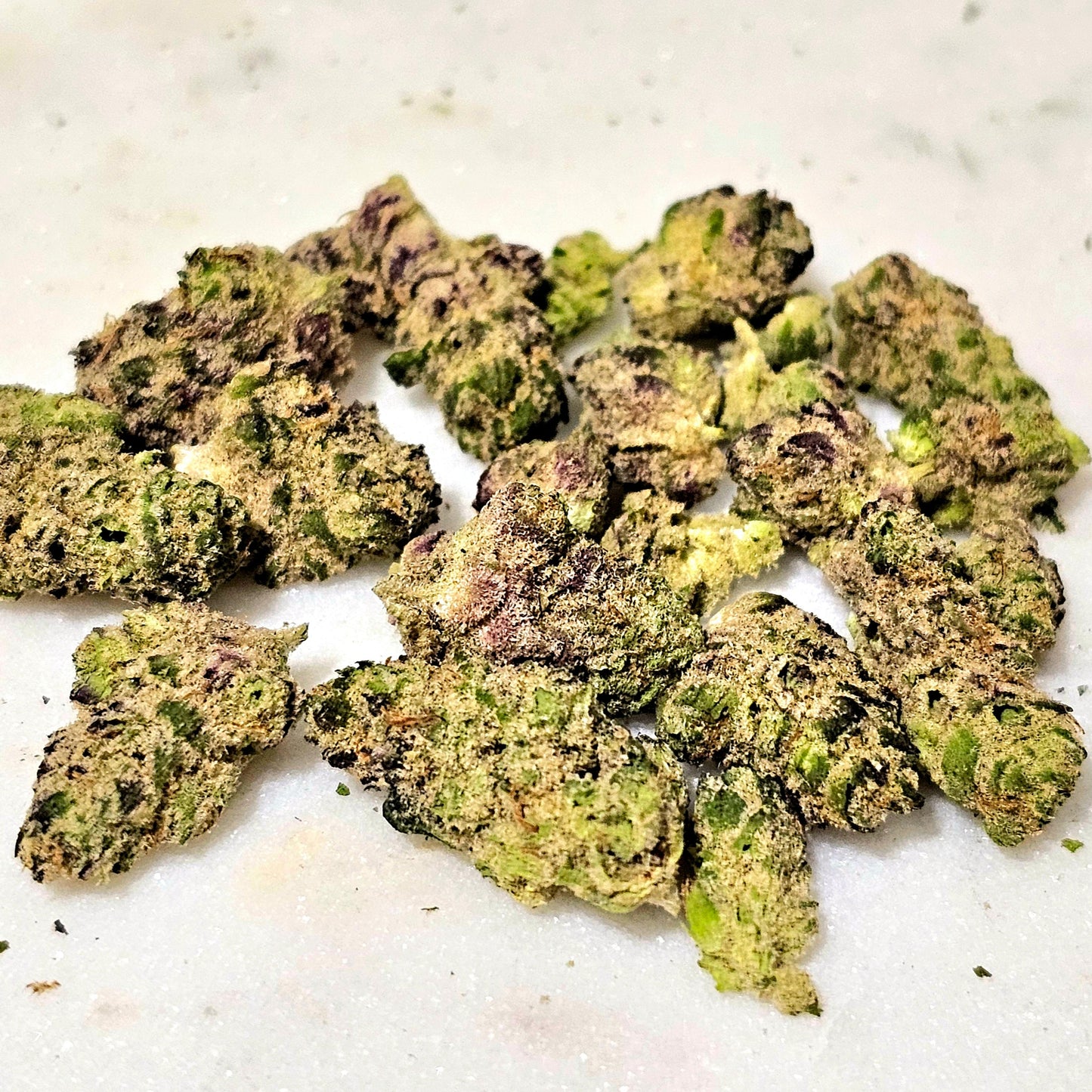 LA Pop Rocks 33% THCa Smalls Bulk